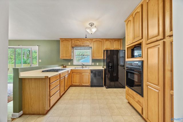 2311 Giles Drive, Huntsville, AL 35811