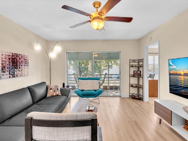 2501 W Golf Boulevard 234, Pompano Beach, FL 33064