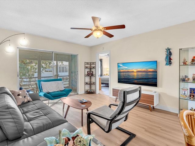 2501 W Golf Boulevard 234, Pompano Beach, FL 33064