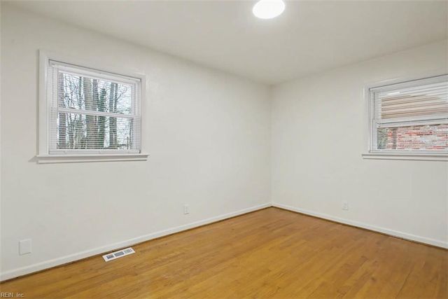 911 Taft DR, Portsmouth, VA 23701