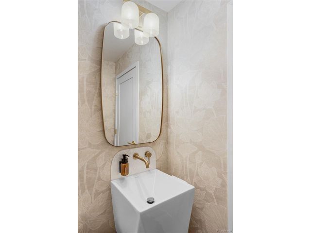 6834 Winona St, Westminster, CO 80030