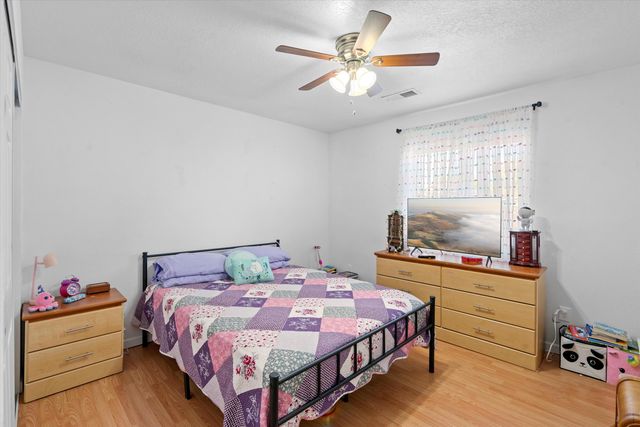 2224 Bartolo Avenue SW, Albuquerque, NM 87105
