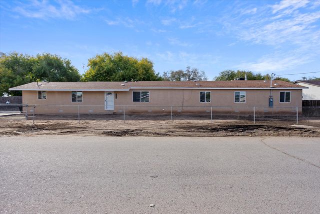 2224 Bartolo Avenue SW, Albuquerque, NM 87105