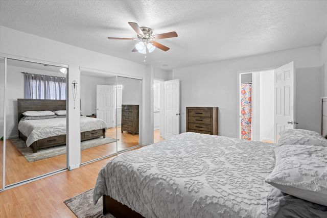 2224 Bartolo Avenue SW, Albuquerque, NM 87105