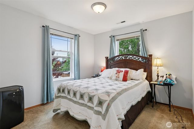 116 N Indiana Avenue, Granite Falls, WA 98252