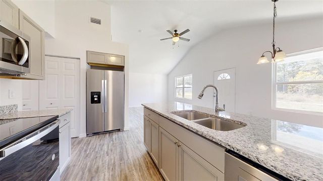 13725 SW 111TH LANE, Dunnellon, FL 34432