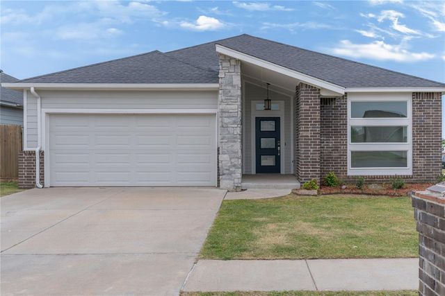 10720 NW 20th Street, Yukon, OK 73099
