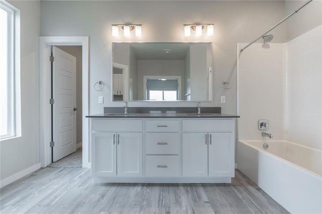 10720 NW 20th Street, Yukon, OK 73099