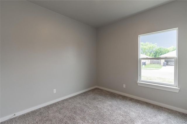 10720 NW 20th Street, Yukon, OK 73099
