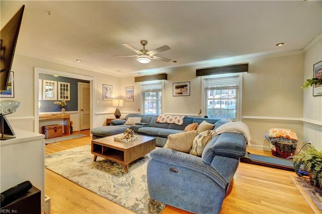 311 Corbin DR, Newport News, VA 23606