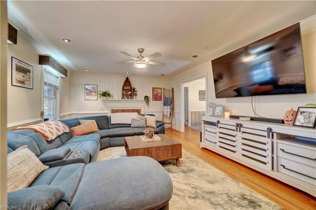 311 Corbin DR, Newport News, VA 23606