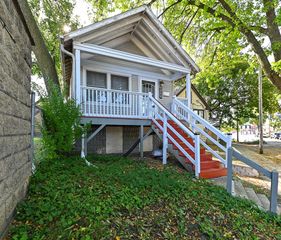 2220 S 14th STREET, Milwaukee, WI 53215