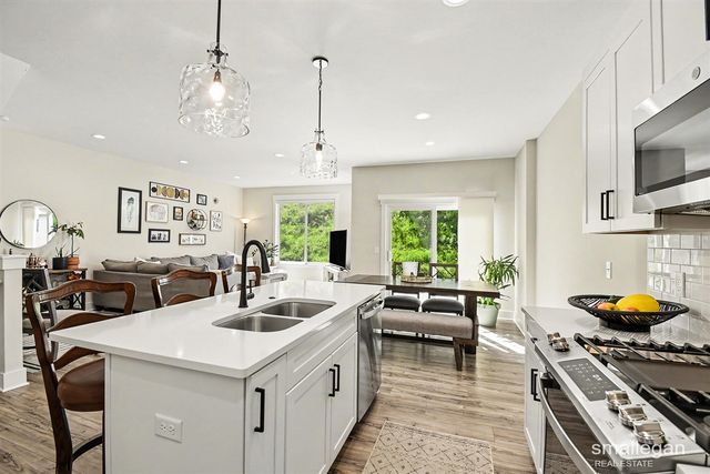 1018 Castlebay Way, Hudsonville, MI 49426