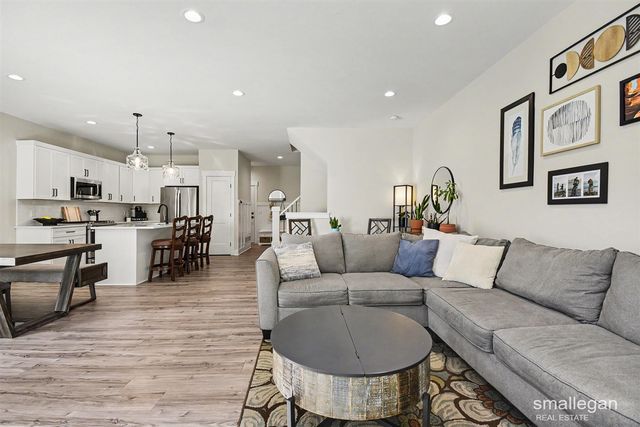 1018 Castlebay Way, Hudsonville, MI 49426