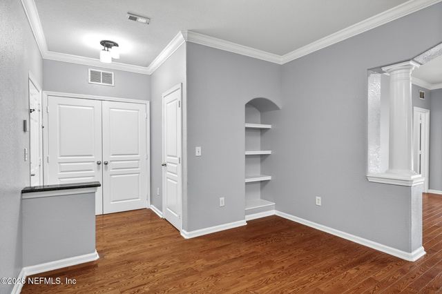 8290 GATE Parkway W 601, Jacksonville, FL 32216