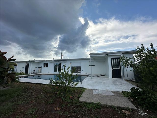 135 GODFREY AVENUE NE, Port Charlotte, FL 33952