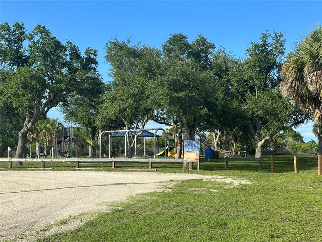 135 GODFREY AVENUE NE, Port Charlotte, FL 33952