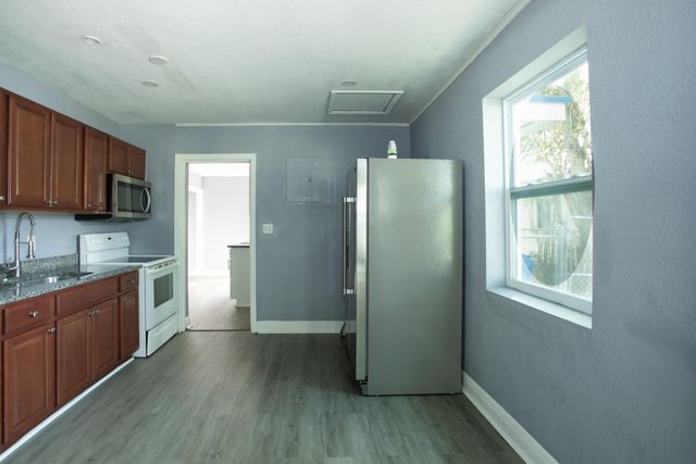 849 W 2nd Street A, Riviera Beach, FL 33404
