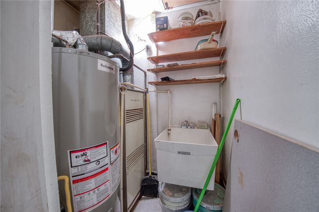 1375 Washington Blvd, Port Vue, PA 15133