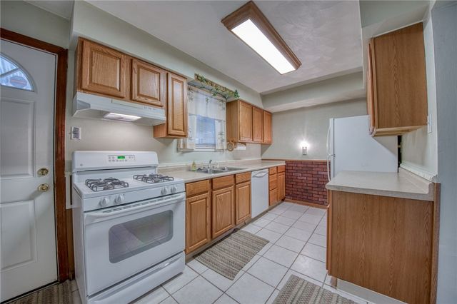 1375 Washington Blvd, Port Vue, PA 15133