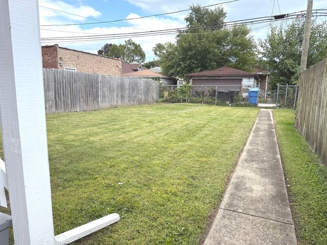 8227 S Avalon Avenue, Chicago, IL 60619