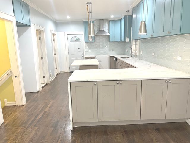 8227 S Avalon Avenue, Chicago, IL 60619