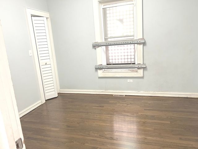 8227 S Avalon Avenue, Chicago, IL 60619