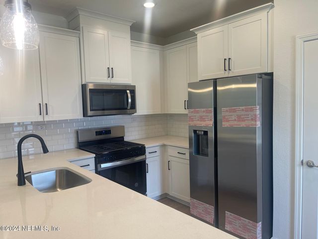 21 MELLOWOOD Lane, St. Augustine, FL 32092