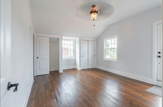 7137 N Francisco Avenue, Chicago, IL 60645