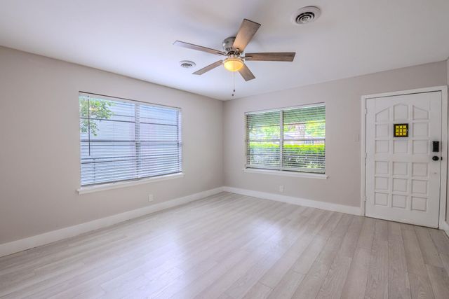 3206 Goodwin Ave, Austin, TX 78702