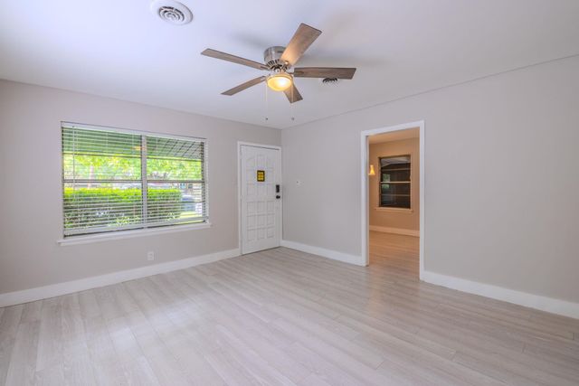 3206 Goodwin Ave, Austin, TX 78702