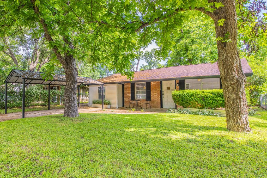 3206 Goodwin Ave, Austin, TX 78702