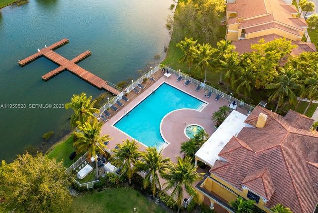 2420 NW 33rd St 1011, Oakland Park, FL 33309