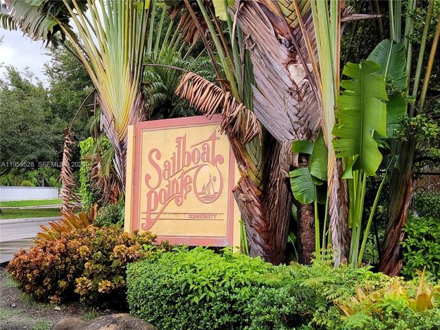 2420 NW 33rd St 1011, Oakland Park, FL 33309