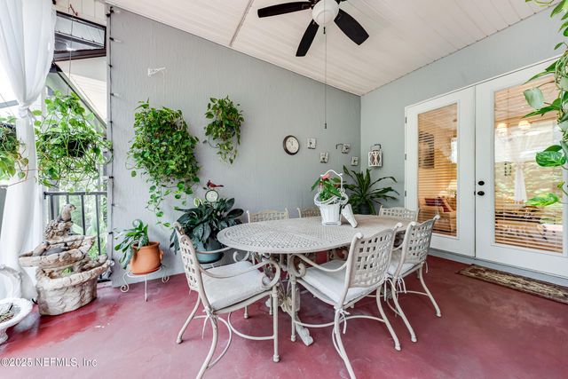 5513 BARRINGTON Court, Jacksonville, FL 32244