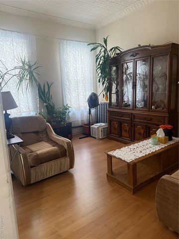 6813 60th Street, Ridgewood, NY 11385