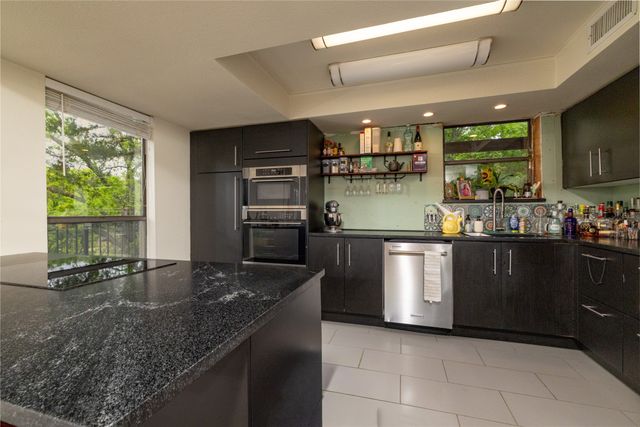 821 Cherlynne Drive, Cedar Hill, TX 75104