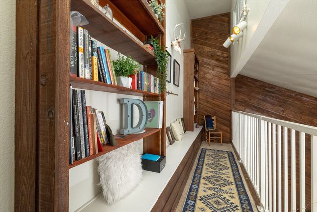 821 Cherlynne Drive, Cedar Hill, TX 75104