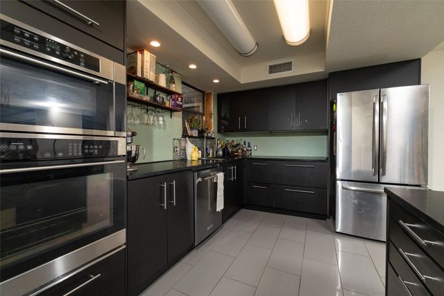 821 Cherlynne Drive, Cedar Hill, TX 75104