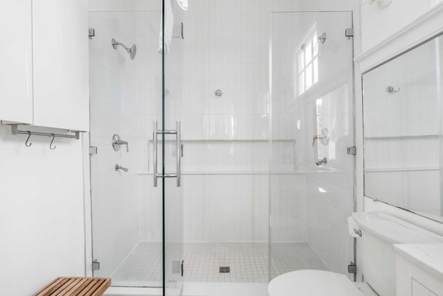 142 Spring Street, Charleston, SC 29403