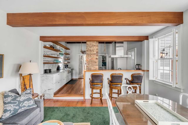 142 Spring Street, Charleston, SC 29403