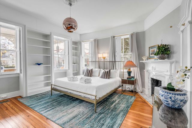 142 Spring Street, Charleston, SC 29403