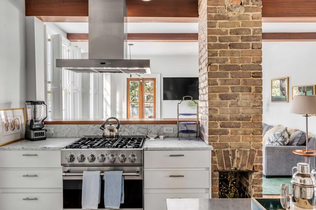 142 Spring Street, Charleston, SC 29403