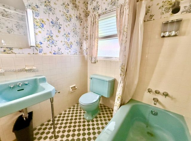 1235 Jefferson St 0, Hollywood, FL 33019