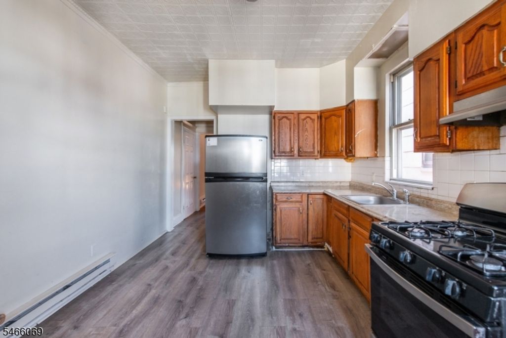 256 Clinton Ave, Jersey City, NJ 07304 — photo 5