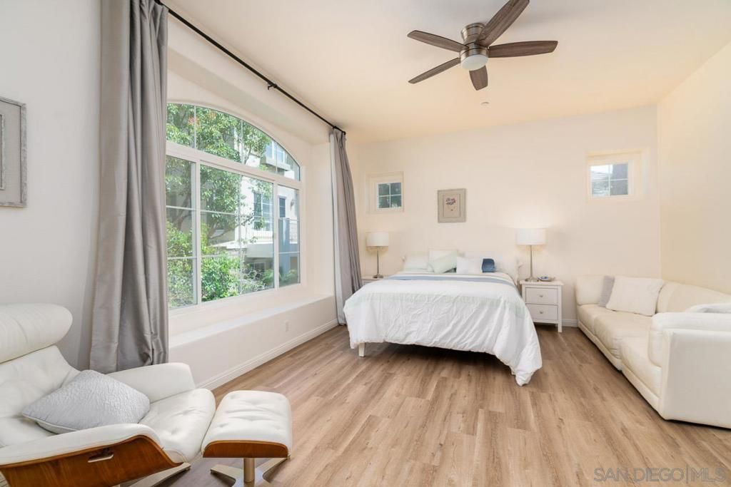 Image 26 of property listing at 3822 Quarter Mile Drive, San Diego, CA 92130
