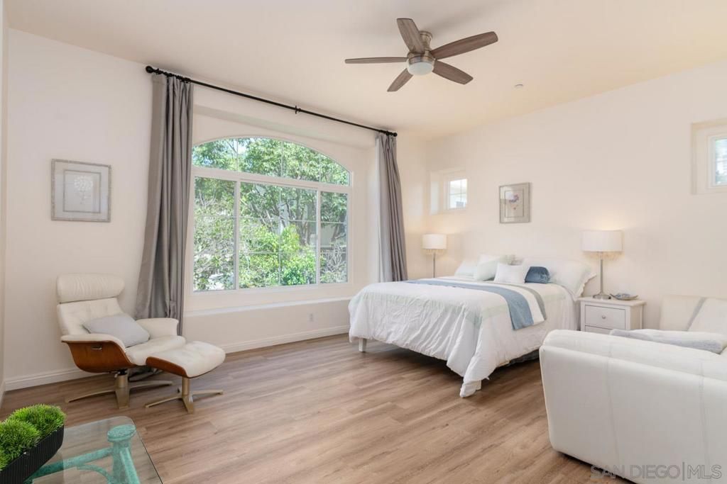 Image 27 of property listing at 3822 Quarter Mile Drive, San Diego, CA 92130