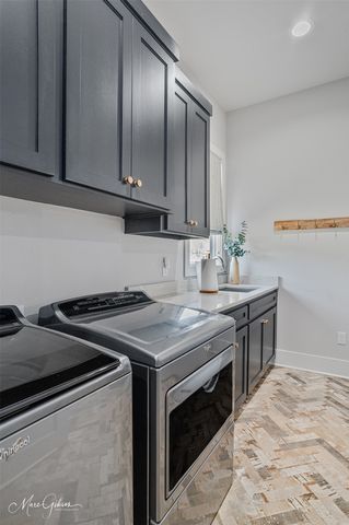 323 Belle Winds Court, Shreveport, LA 71106