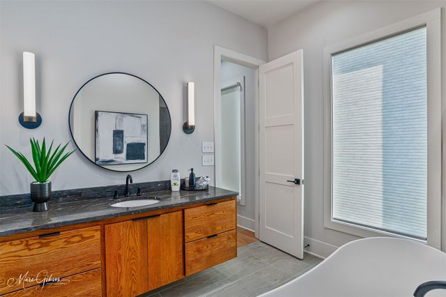 323 Belle Winds Court, Shreveport, LA 71106