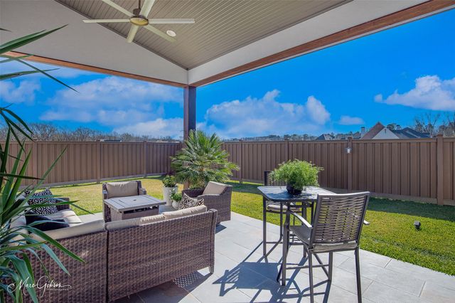 323 Belle Winds Court, Shreveport, LA 71106